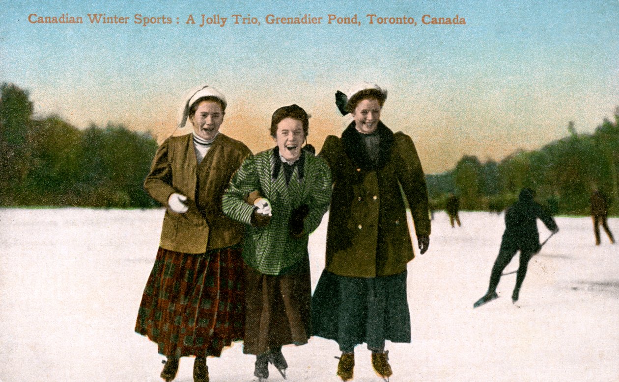 Canadese wintersporten: Een vrolijk trio, Grenadier Pond, Toronto, Canada, 20e eeuw door Valentine and Sons Publishing Co