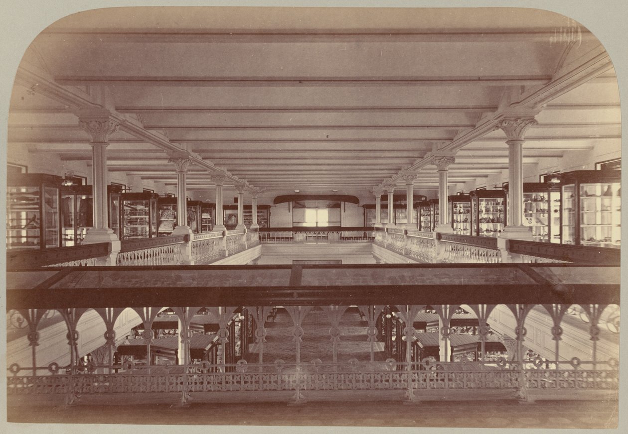 Pl. IV. Galerijverhaal: Etnologie en Archeologie door Victor Prevost, Gaston L. Feuardent and Co., New York