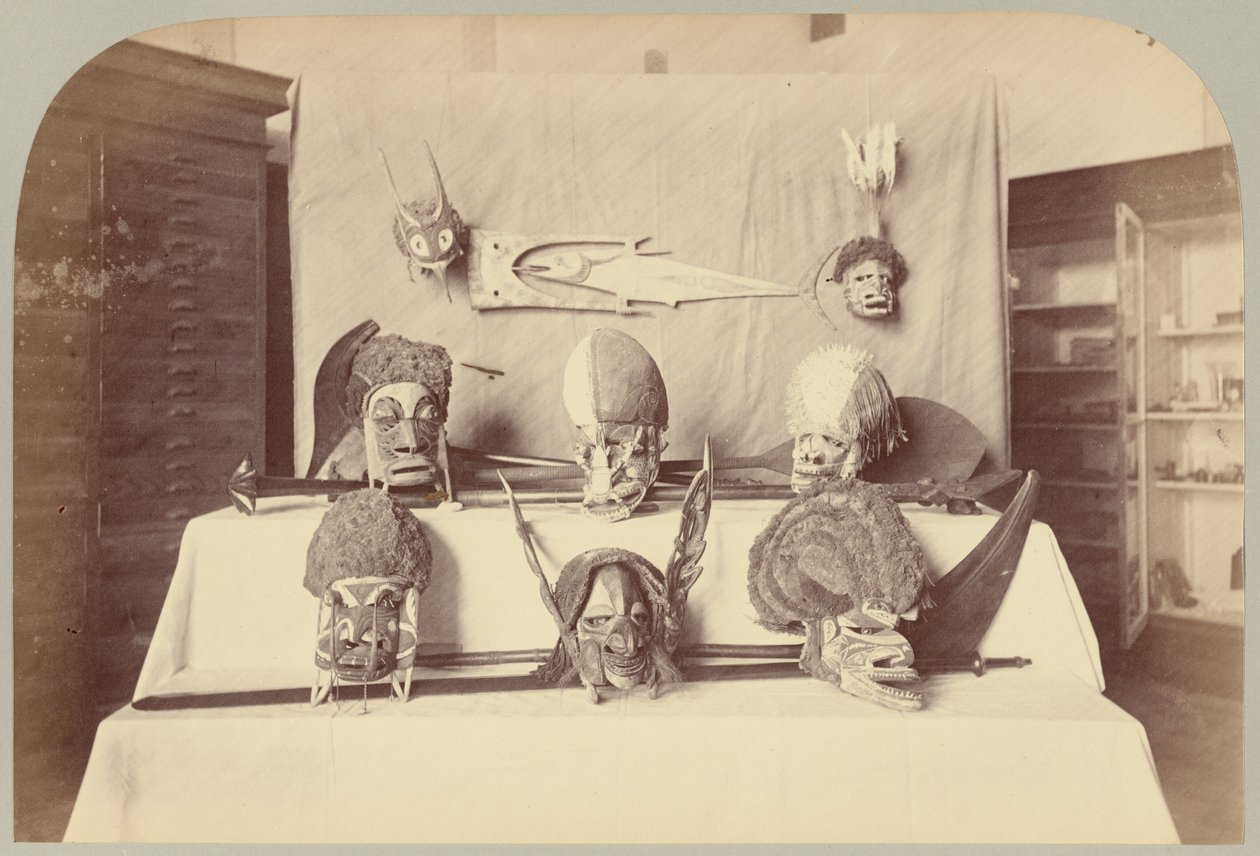 Pl. XIV. Maskers, enz.: Salomonseilanden door Victor Prevost, Gaston L. Feuardent and Co., New York