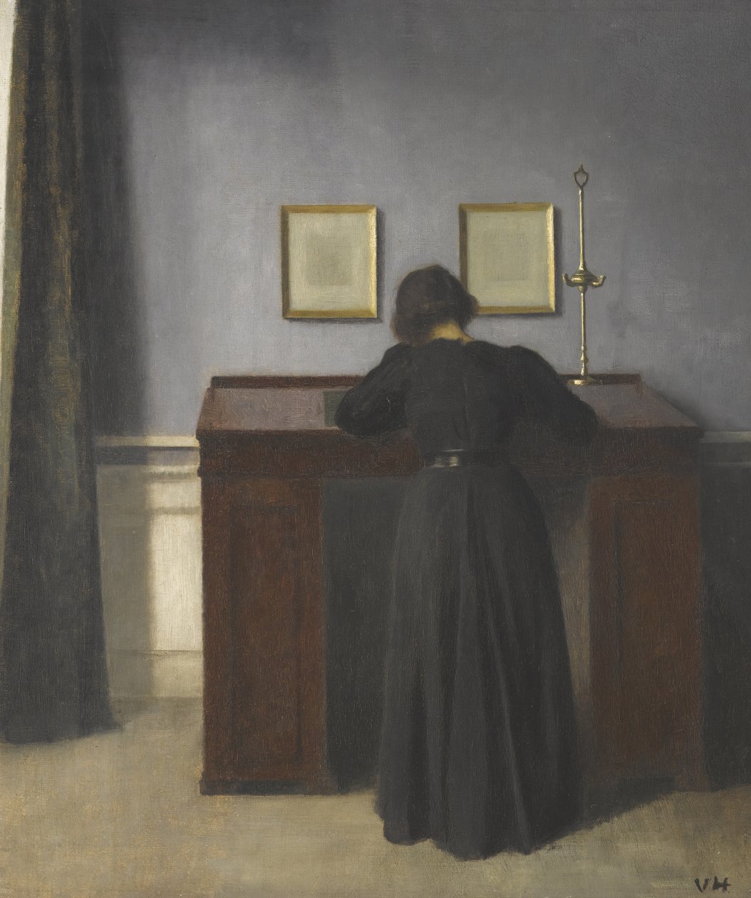 Ida staand aan een bureau door Vilhelm Hammershøi