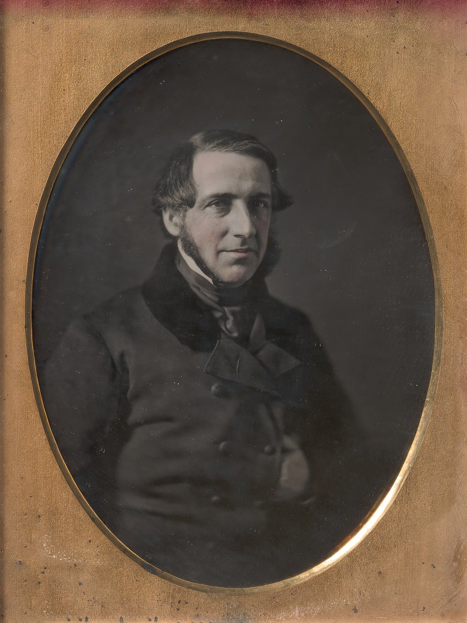 Middelbare Man met Kinriem Baard, Hand Ingestopt in Geknoopte Jas door W. and F. Langenheim