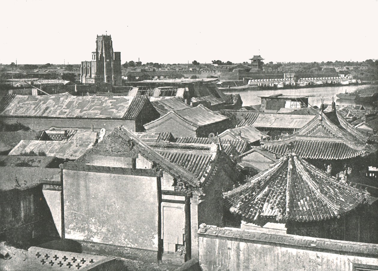 Algemeen overzicht van de ruïnes van de Kathedraal, Tien-Tsin, China door W and S Ltd