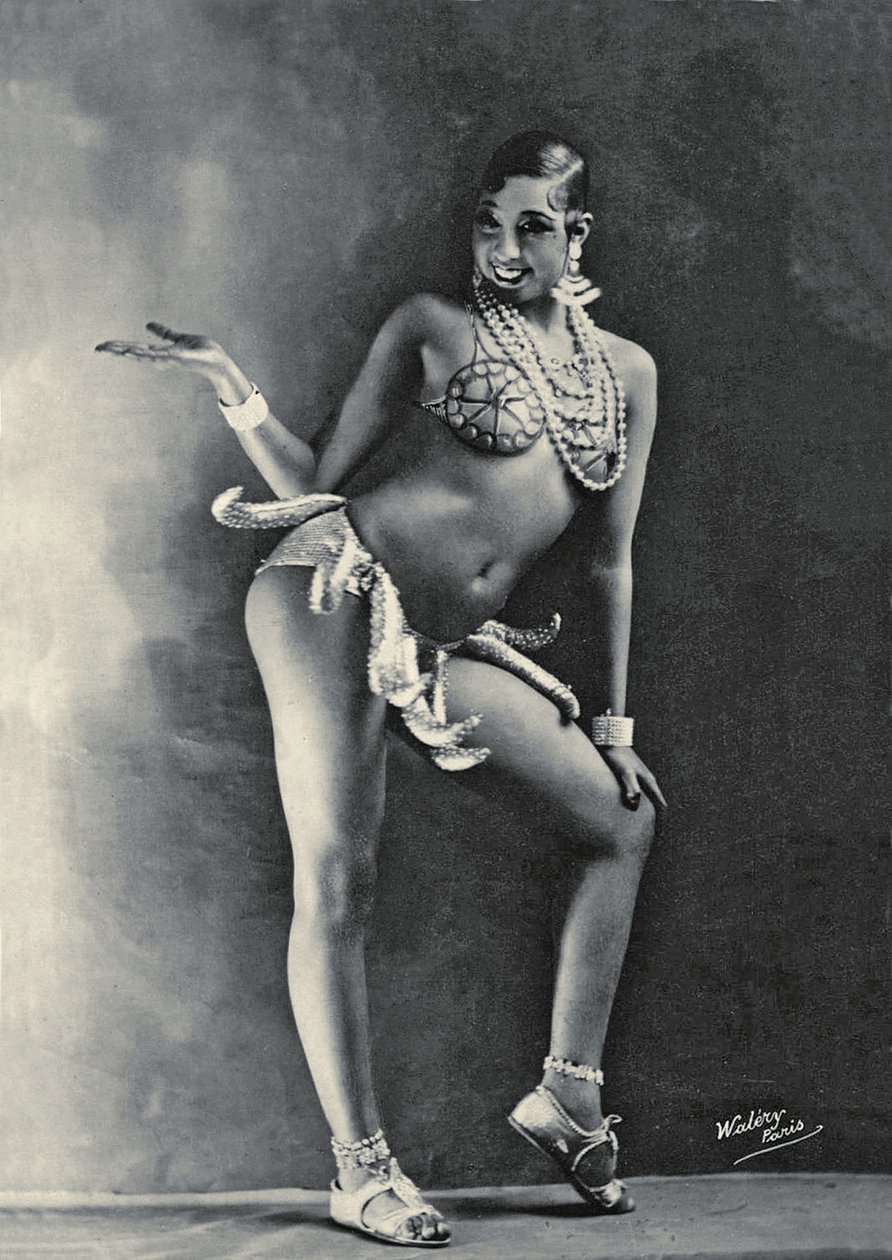 Josephine Baker in haar beroemde Bananenkostuum ca. 1927 (zwart-wit foto) door Walery