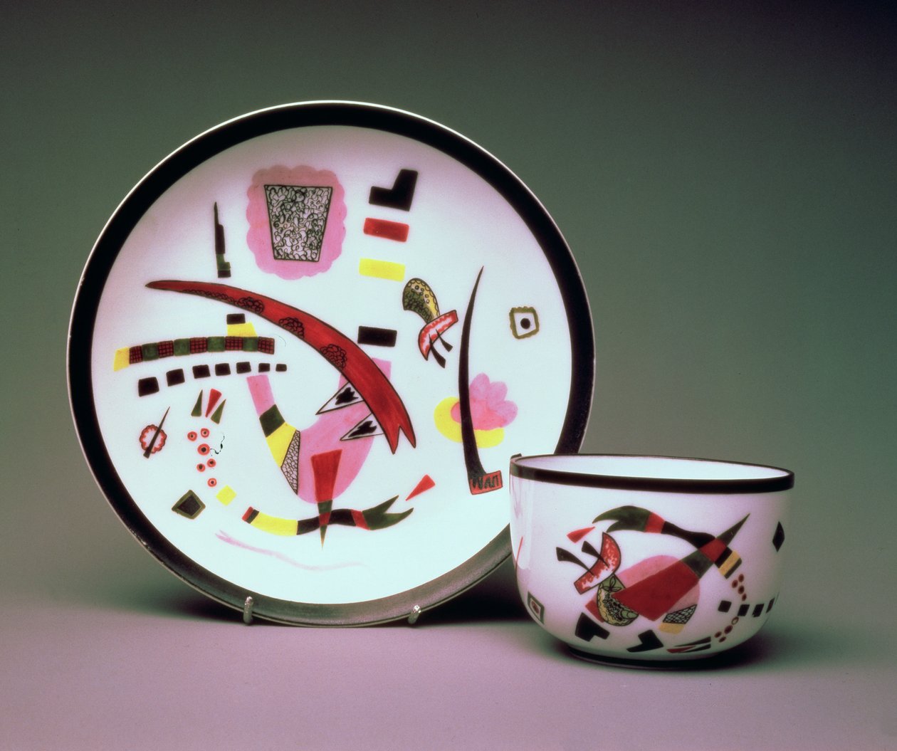 Kop met schotel, 1923 door Wassily Kandinsky
