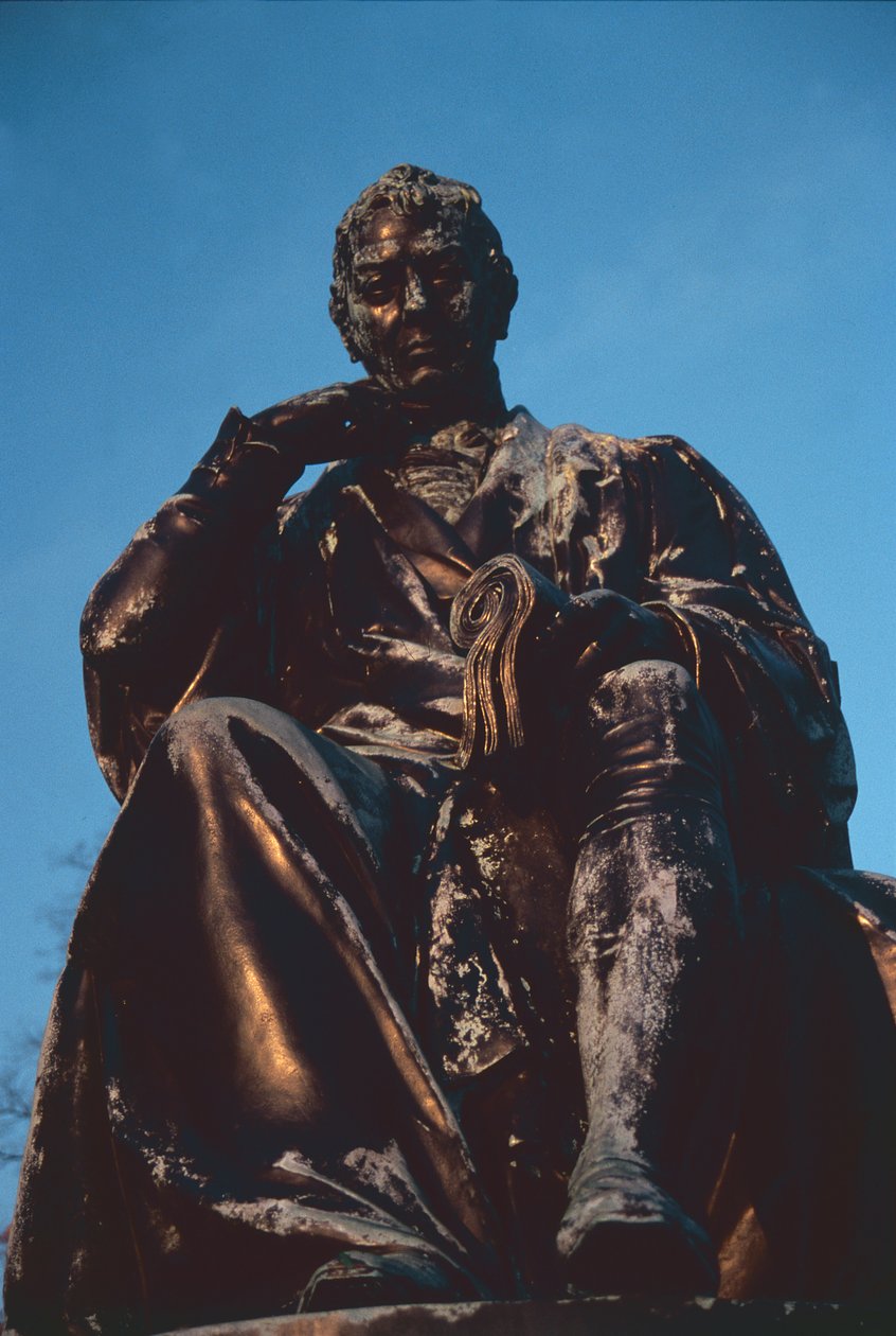 Detail van Standbeeld van Dr. Edward Jenner door William Calder Marshall