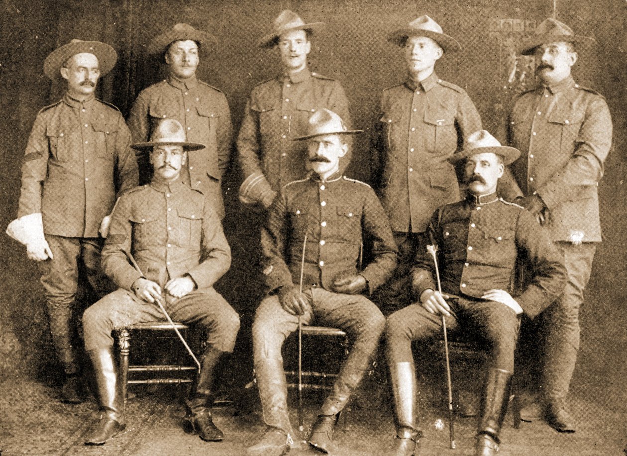Een groep vrijwilligers in de North West Mounted Police, Montreal, Canada door William Notman