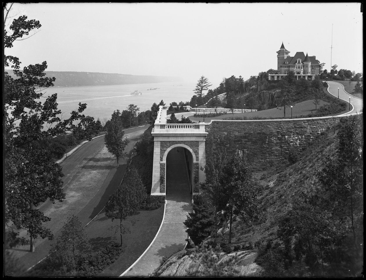 Tryon Hall, Billings Estate, Inwood, New York City, ca. 1914 door William Davis Hassler