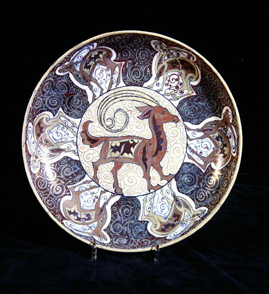Lustre charger door William de Morgan