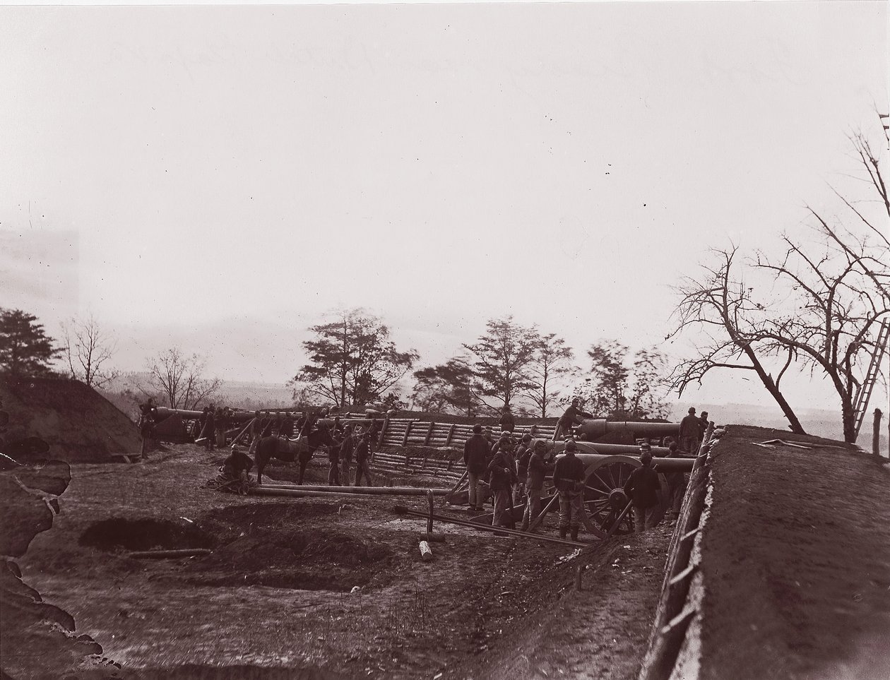 Bij Dutch Gap, Virginia. Fort Brady door William Frank Browne