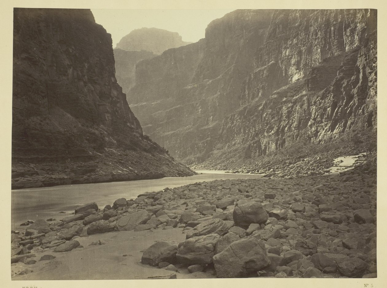 Colorado rivier, monding van Kanab Wash, westwaarts kijkend door William H. Bell