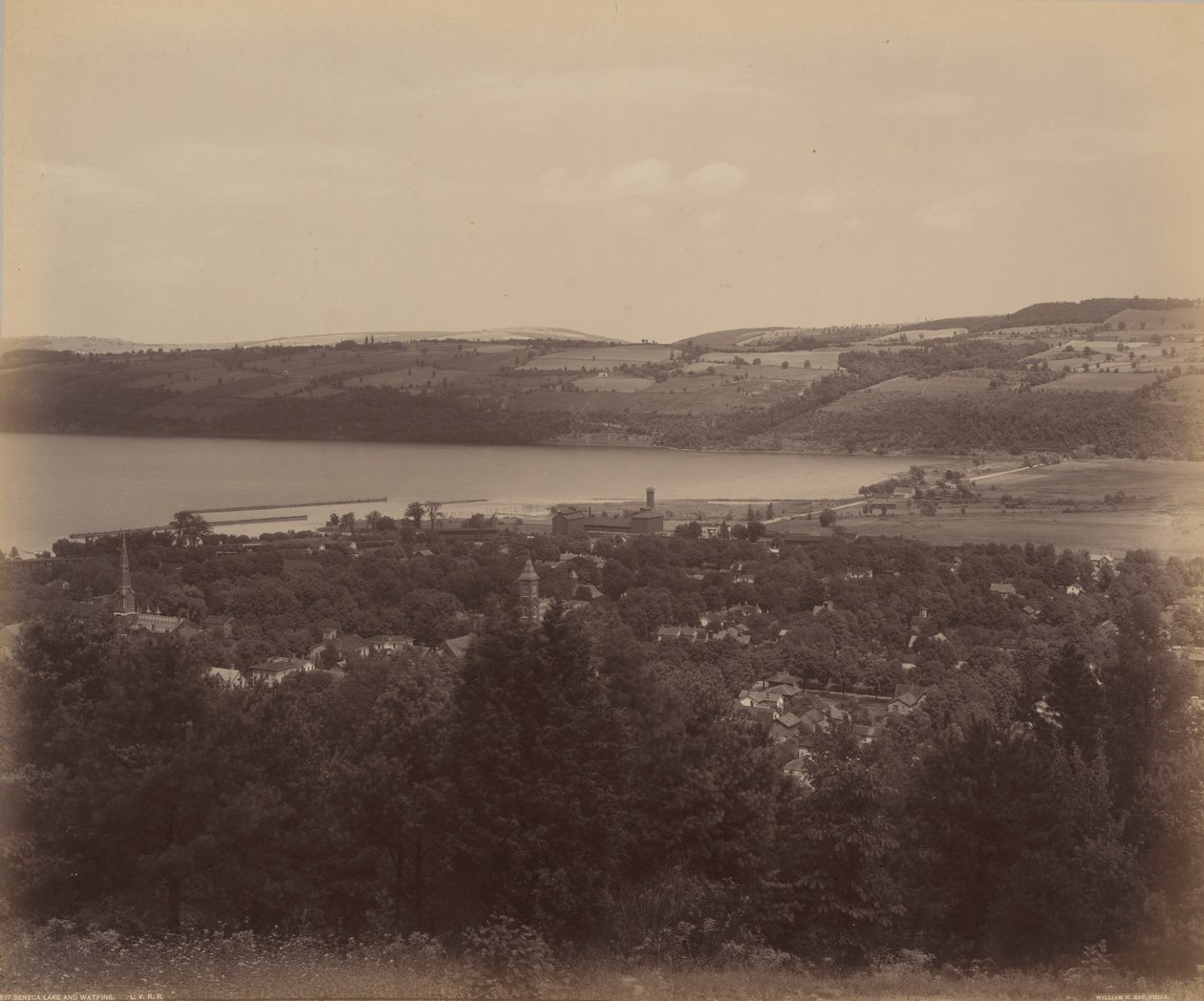 Seneca Lake en Watkins door William H. Rau
