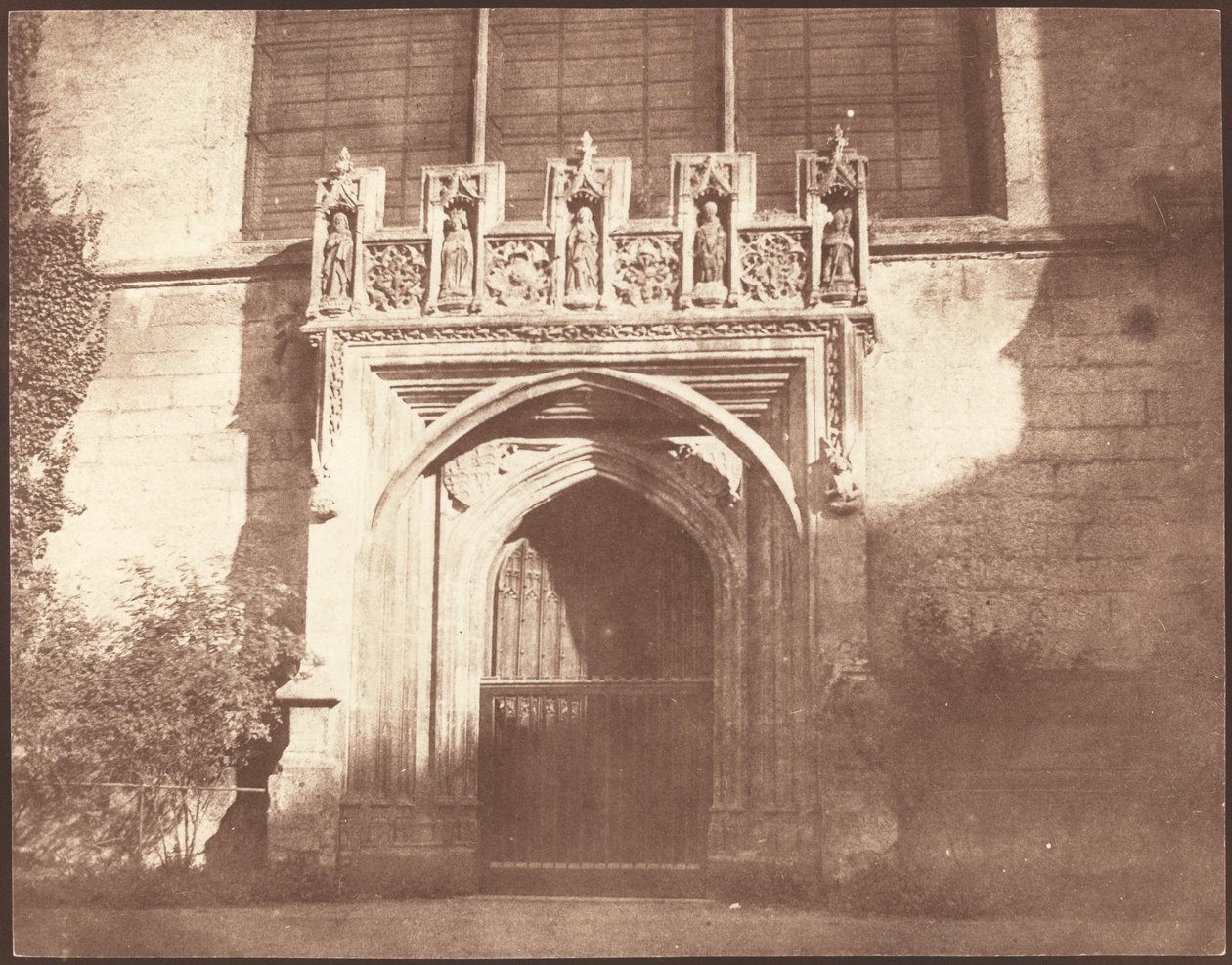 Een oude deur in Magdalen College, Oxford door William Henry Fox Talbot