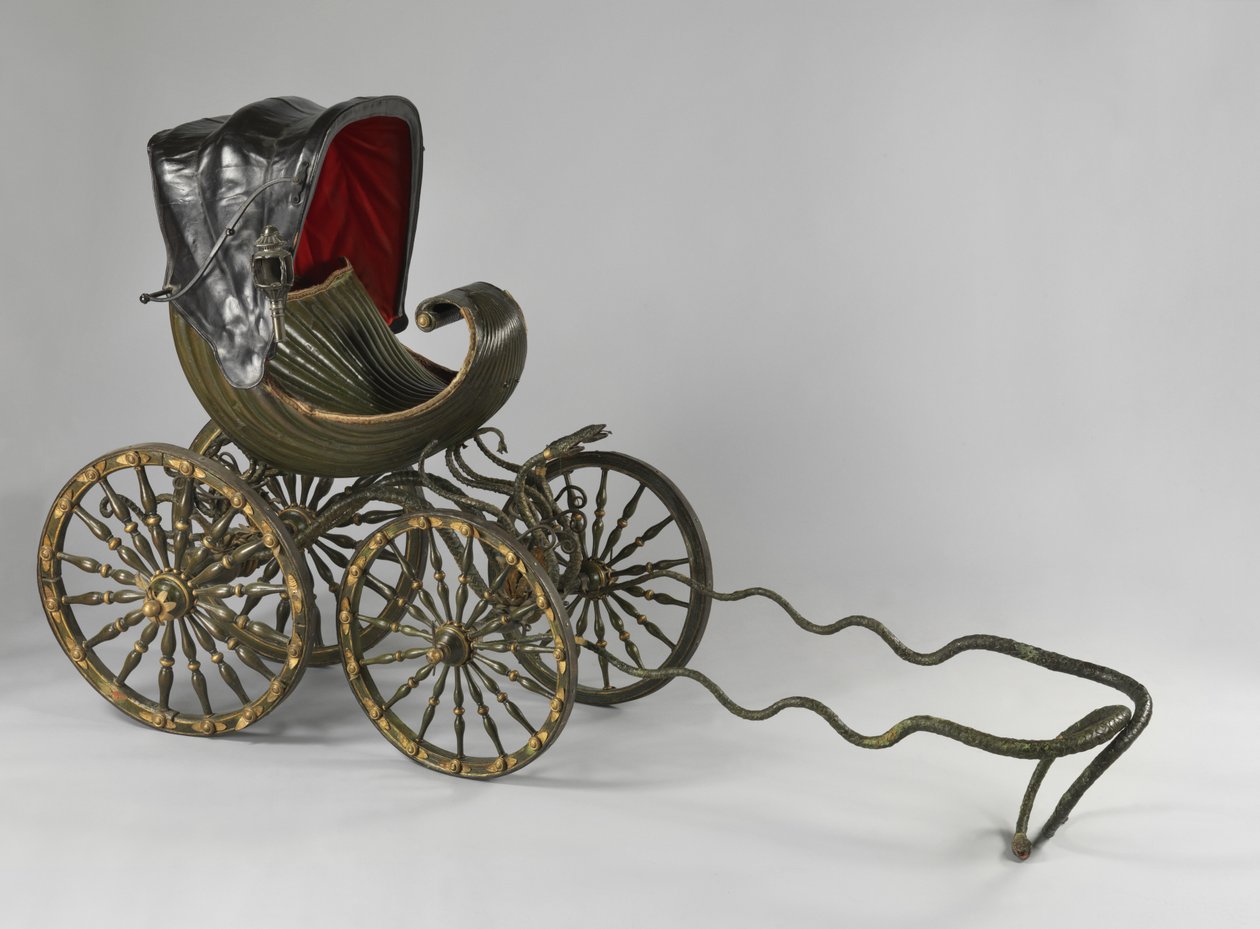 Een geschilderde en vergulde kinderwagen door William Kent