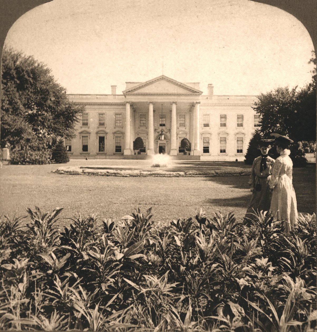Het Witte Huis, Washington D.C., 1908 door Works and Sun Sculpture Studios