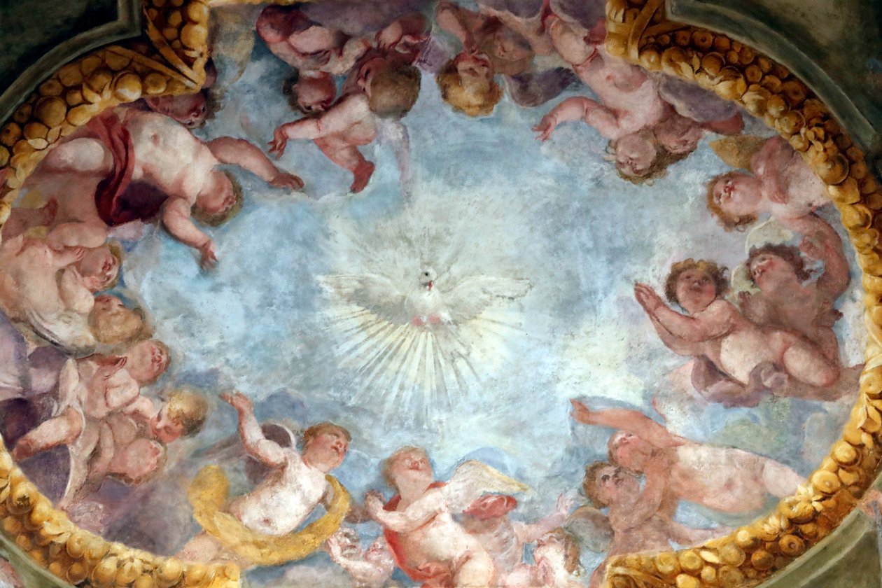Heilige Geest en engelen. Fresco. Santa Maria delle Vigne basiliek. Genua. Italië. door . .