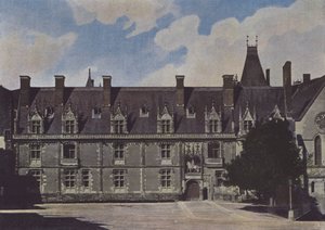Chateau de Blois, Gevel aan de binnenplaats