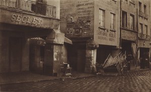 Fragment van de pilaren van de Hallen door (after) French Photographer