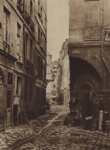Rue des Marmousets in 1864, genomen vanaf de rue Saint-Landry, was op de locatie van het nieuwe Hotel-Dieu (zwart-wit foto) door (after) French Photographer