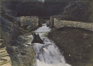 Bronnen van de Alagnon bij Liorant (gekleurde foto)