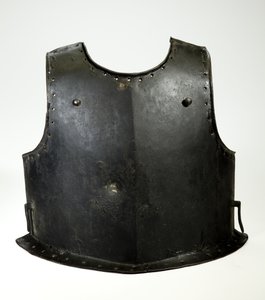 Borstplaat voor een haakbusschutter, c.1625-50 door (attr.to) German School