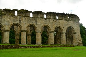 Buildwas Abbey, een middeleeuws cisterciënzerklooster in Shropshire, Engeland.