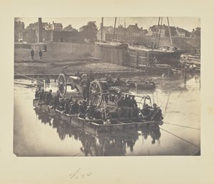 [Vlotten met dekenboten die veldartillerie en manschappen over de Potomac rivier vervoeren]. door A.J. Russell