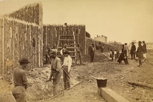 [Stockade gebouwd door Generaal Haupt ter bescherming van regeringseigendommen, Orange  Alexandria R.R., Alexandria, Virigina].