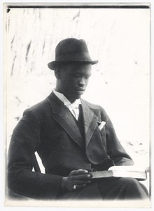 Sekhome, zoon van Khama, ca.1910