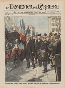 De president van de Franse Republiek verleent de onderscheiding van het Legioen van Eer aan een overleden held