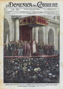 Plechtige audiëntie verleend door Pius XI in de immense binnenplaats van San Damaso aan achtduizend Lombardische arbeiders