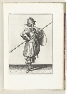 De exercitie met schild en spies: de soldaat brengt in twee tijden de spies in positie om te slepen, eerste beweging (nr. 13), 1618 door Adam van Breen
