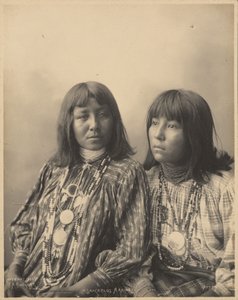 Poetsen tegen en kleine schele ogen, San Carlos Apaches
