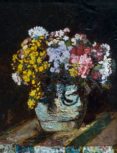 Een vaas met wilde bloemen