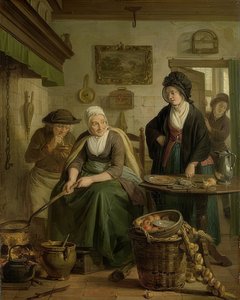 Vrouw bakt pannenkoeken