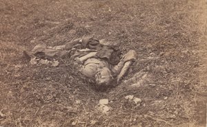 Geconfedereerde Soldaat [op het Slagveld bij Antietam] door Alexander Gardner