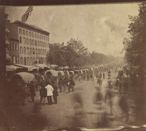 [Grote legerparade, Washington, D.C.], mei 1865 door Alexander Gardner