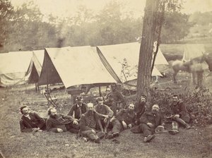 Groep bij het hoofdkwartier van het leger van de Potomac, Antietam, oktober 1862, 1862 door Alexander Gardner