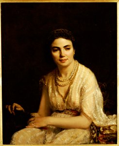 Portret van een Vrouw met een Parelketting en een Waaier door Alexei Alexevich Harlamoff