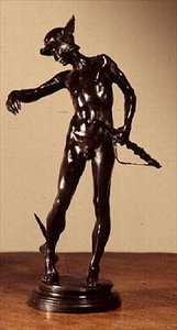 Perseus bewapent zich door Alfred Gilbert