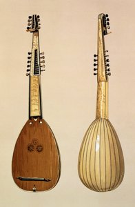 Theorbo, gemaakt door Giovanni Krebar, Padua, 1629, uit 
