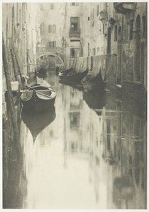 Een Venetiaans Kanaal door Alfred Stieglitz