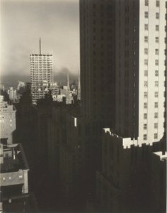 Vanuit Mijn Raam bij de Shelton, West, 1931 door Alfred Stieglitz