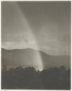 Regenboog door Alfred Stieglitz