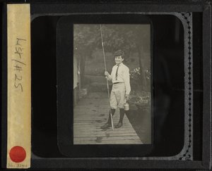 Zonder titel Howard met hengel, 1910 of 1912
