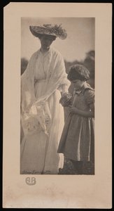 Foto van Agnes Pelton met jonge neef bij Agnes
