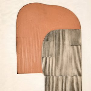 Geribbelde terracotta vormen door Alma