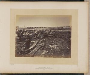 Cartoucherie Rapp. Ramp op de Champ de Mars na de explosie op 17 mei 1871. door Alphonse J. Liébert