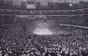Chicago: Interieur van het Chicago Stadium tijdens een bokstentoonstelling