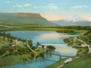 Gold Ray Dam, met zicht op Table Mountain en Rogue River
