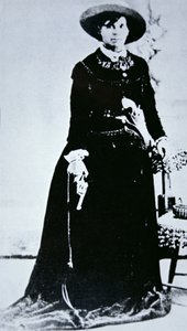 Belle Starr door American Photographer